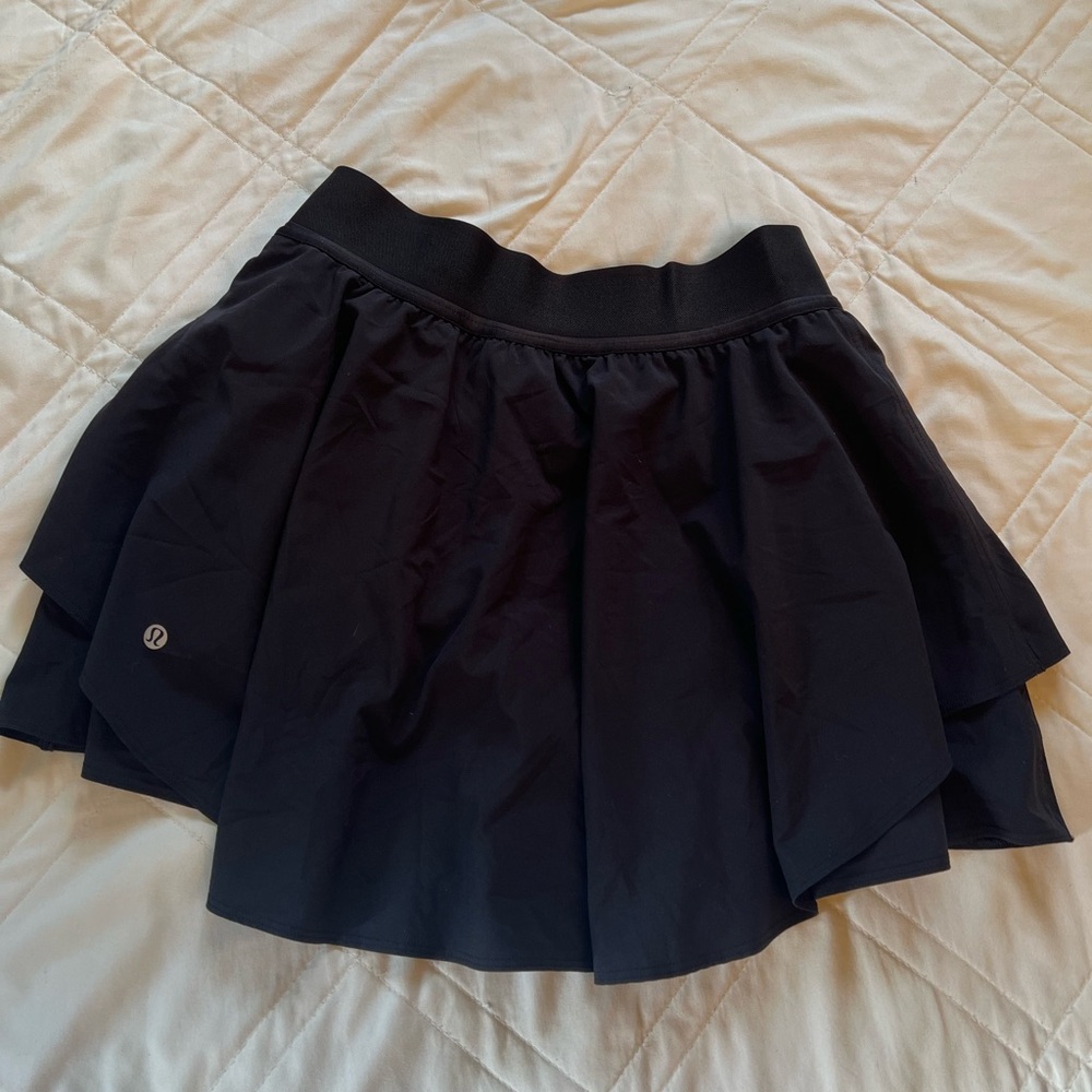 Lululemon like new skirt